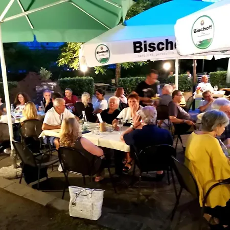 Trattoria I Bodega Гостевой дом *
