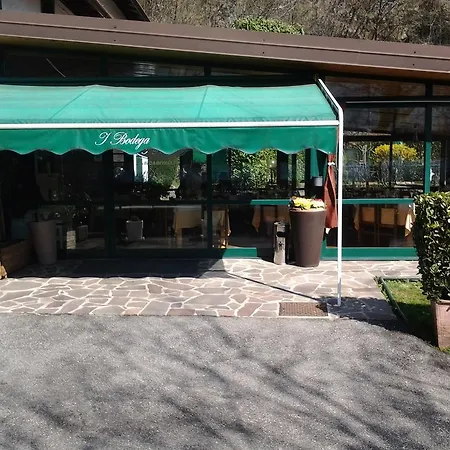 بيت ضيافة Trattoria I Bodega