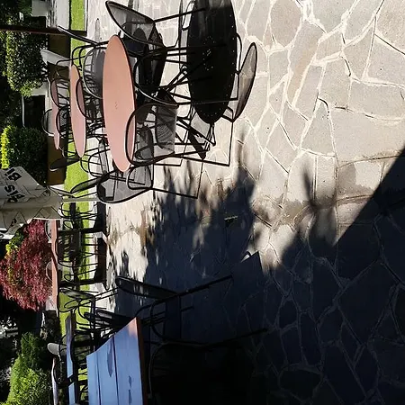 Trattoria I Bodega بيت ضيافة اباديا لاريانا